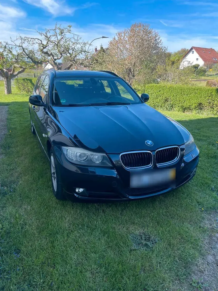 Usata BMW 320 184 CV (135 kW) 2012 Nero Station wagon