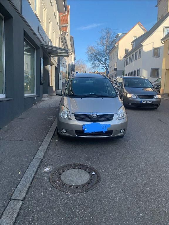 Gebraucht Toyota Corolla Verso 110 PS (80 kW) 2004 Grau Van / Kleinbus