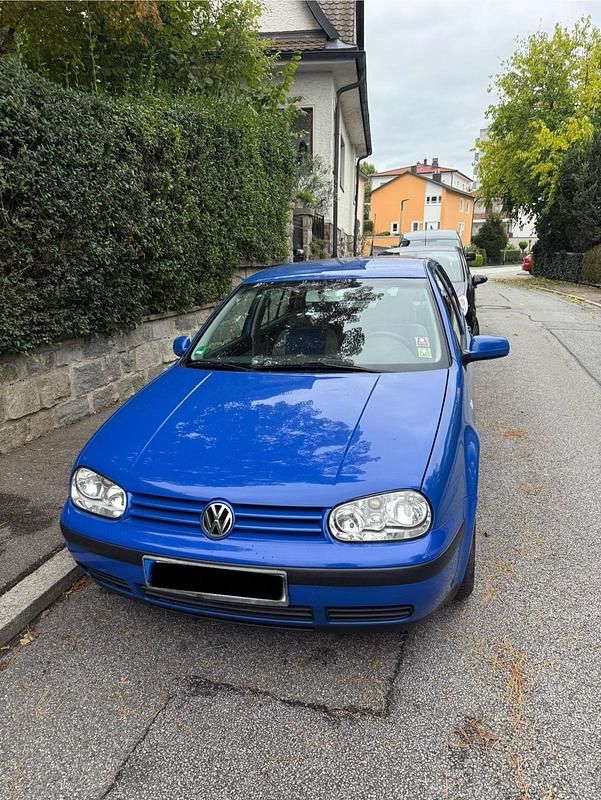 Blau Gebraucht 2000 VW Golf IV Edition Kleinwagen | 1.250 € (Guter Preis) - Bild 1/4
