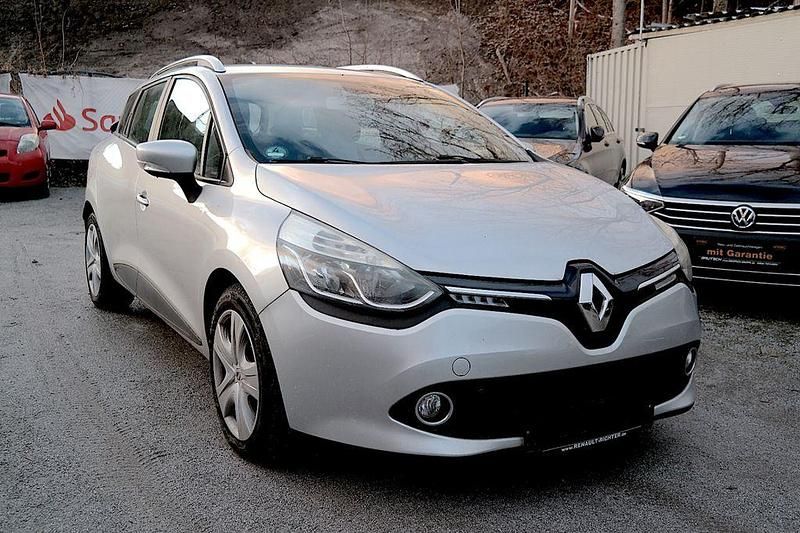 Gebraucht Renault Clio IV Dynamique 90 PS (66 kW) 2013 Silber Limousine
