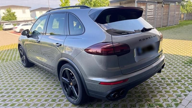Gebraucht Porsche Cayenne S 385 PS (283 kW) 2016 Grau SUV
