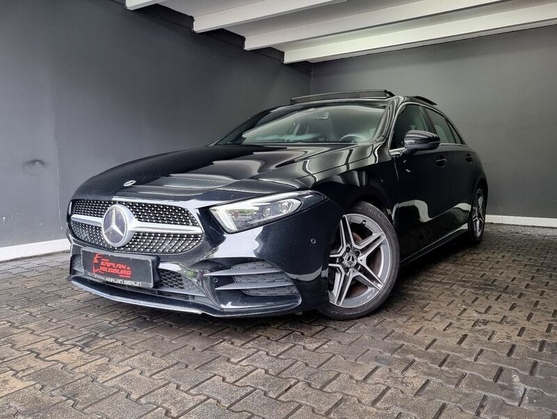 Schwarz Gebraucht 2020 Mercedes A180 AMG line Limousine | 23.990 € (Fairer Preis) - Bild 1/4