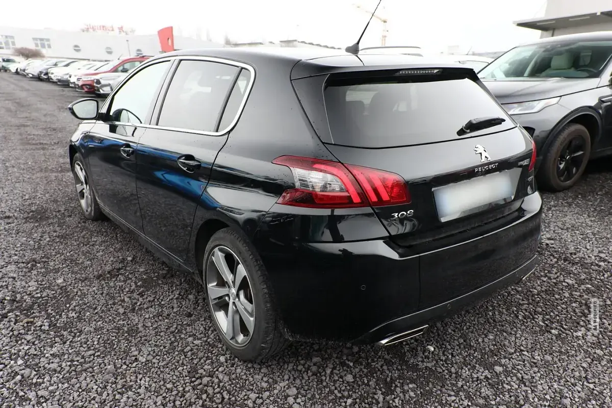 Gebraucht Peugeot 308 Allure 131 PS (96 kW) 2021 Schwarz metallic