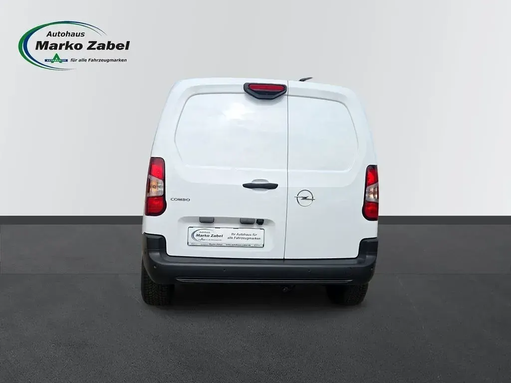Neu Opel Combo 102 PS (75 kW) 2026 Weiss Van / Kleinbus