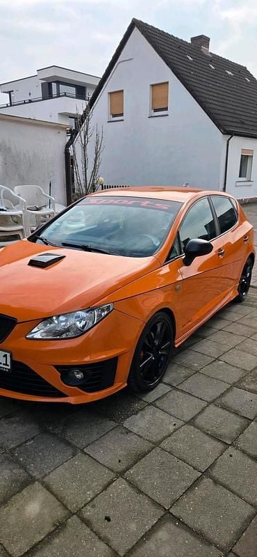 Orange Gebraucht 2009 Seat Ibiza Kleinwagen | 1.800 € - Bild 1/4