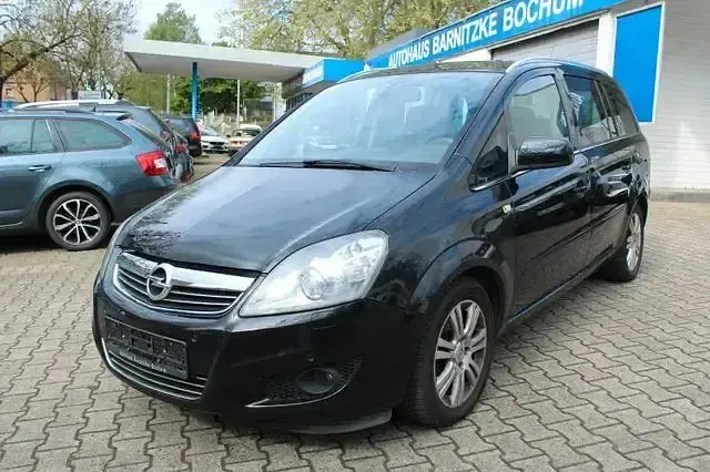 Gebraucht Opel Zafira Family 140 PS (102 kW) 2012 Grau Van / Kleinbus