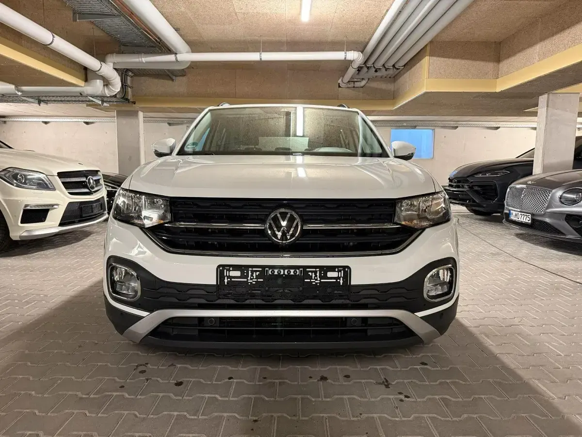Gebraucht VW T-Cross Move 110 PS (80 kW) 2023 Weiß SUV