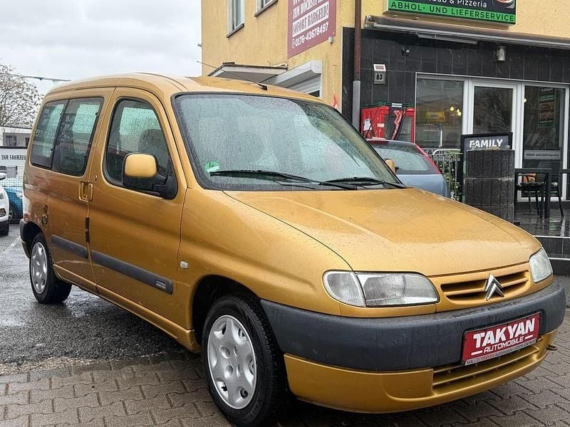 Gebraucht Citroën Berlingo 75 PS (55 kW) 2004 Gelb Van / Kleinbus