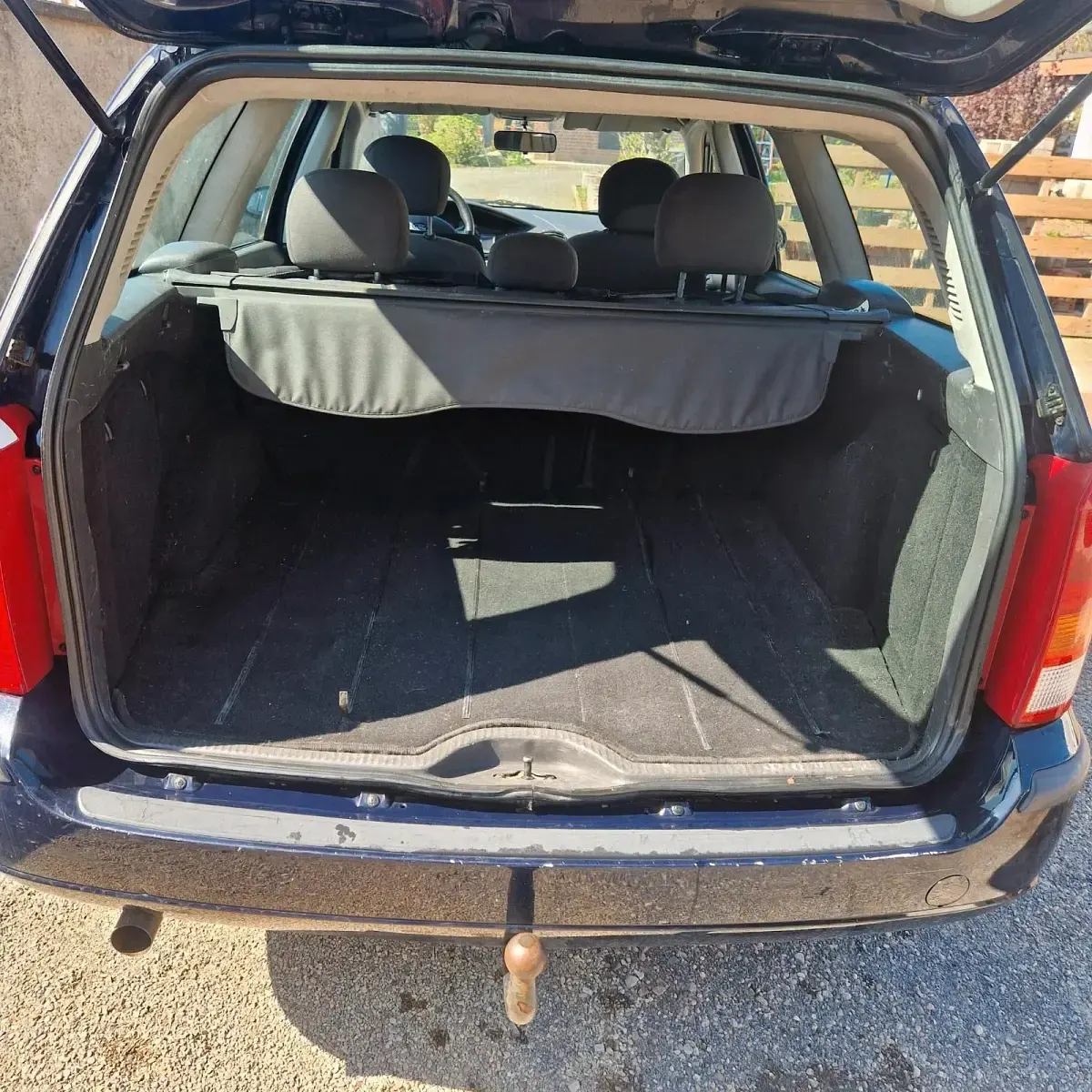 Second-hand Ford Focus 85 CP (62 kW) 2004 Albastru Break