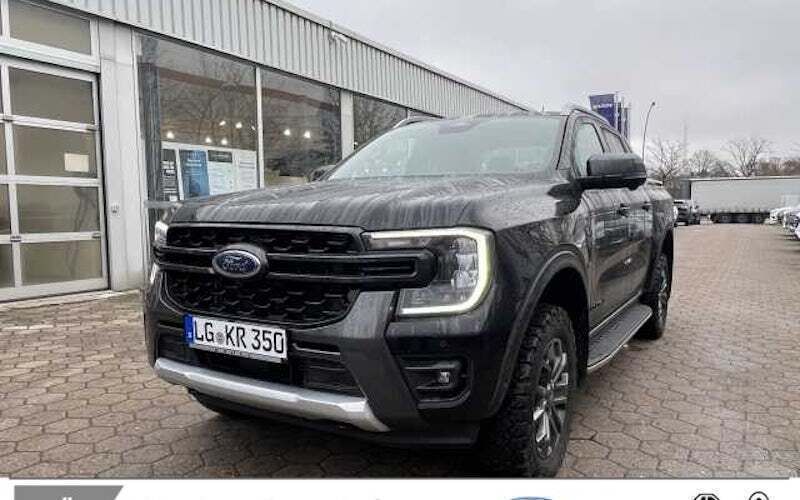 Schwarz (obsidianschwarz metallic) Gebraucht 2024 Ford Ranger Wildtrack Abholung | 52.912 € (Teuer) - Bild 1/4