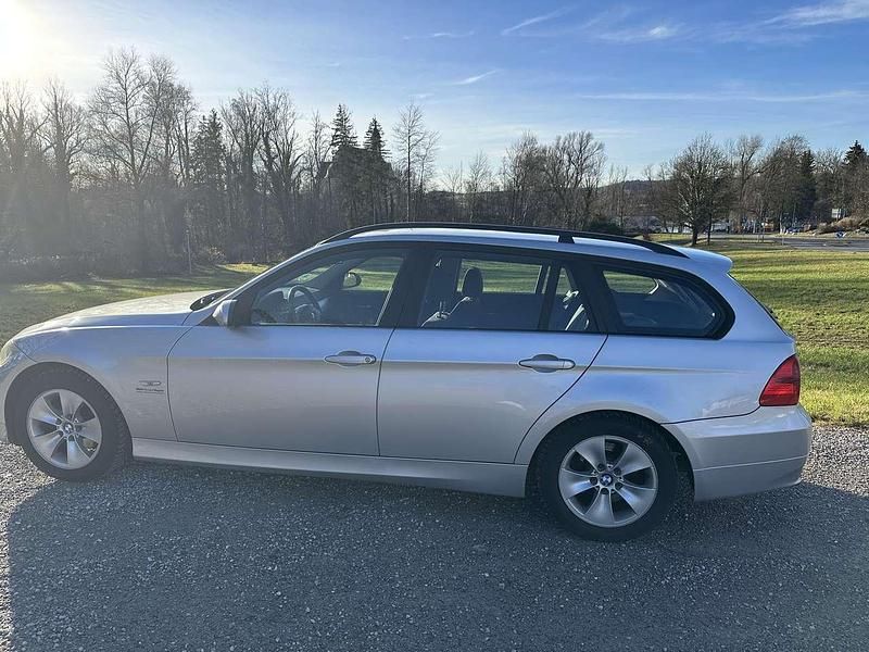 Gebraucht BMW 320 150 PS (110 kW) 2006 Kombi