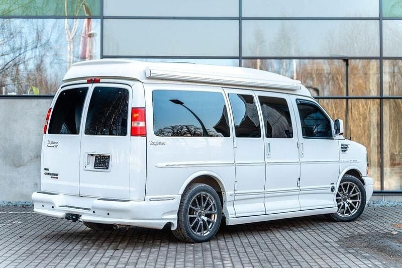 Usado Chevrolet Express 314 CV (230 kW) 2012 Blanco Monovolumen