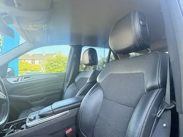 Gebraucht Mercedes ML250 Sport 204 PS (150 kW) 2012 Silber SUV