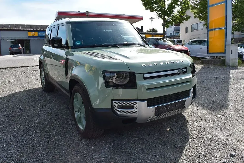 Gebraucht Land Rover Defender 75th Limited Edition 300 PS (220 kW) 2023 Unbekannt (metallic) SUV