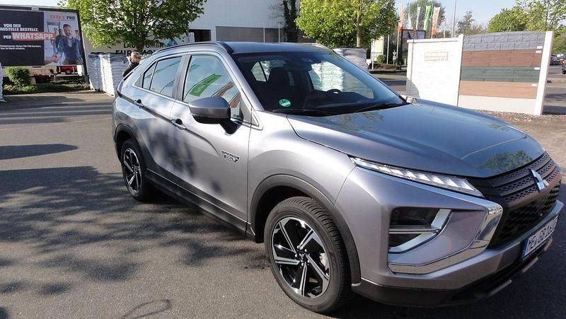 Gebraucht Mitsubishi Eclipse Cross 188 PS (138 kW) 2021 Grau SUV