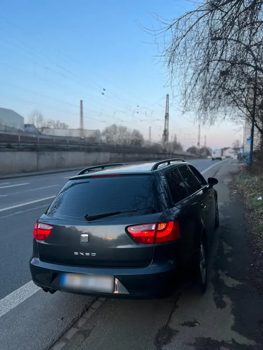 Gebraucht Seat Exeo 143 PS (105 kW) 2010 Grau Kombi
