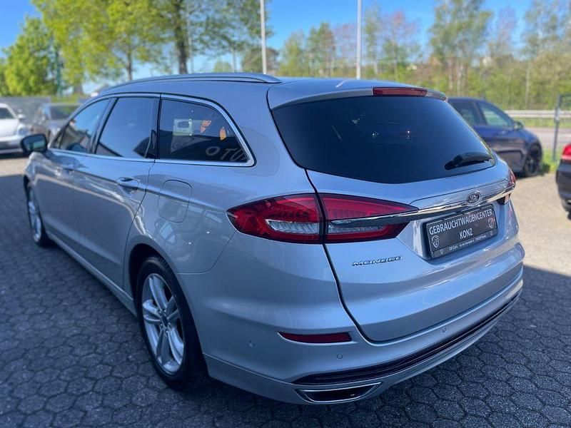 Gebraucht Ford Mondeo Titanium 190 PS (139 kW) 2019 Silber Limousine