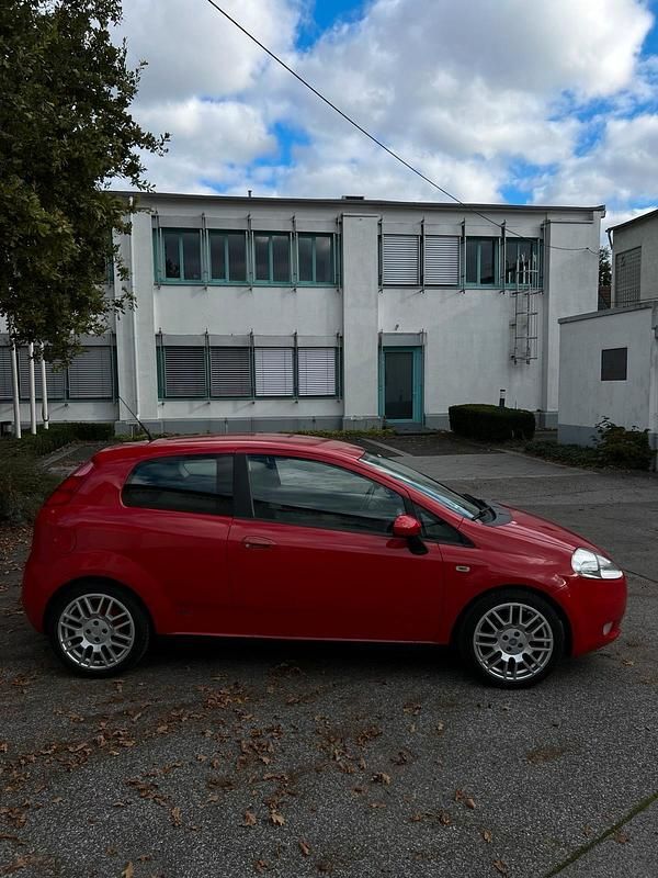 Gebraucht Fiat Punto 77 PS (56 kW) 2006 Rot Kleinwagen