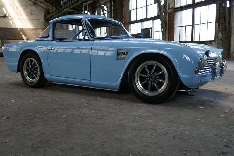 Gebraucht Triumph TR4 180 PS (132 kW) 1964 Blau Cabrio