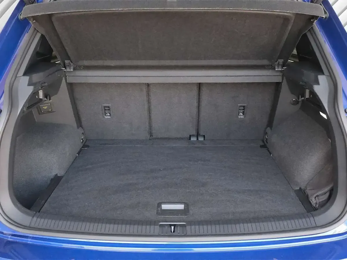 Gebraucht VW Tiguan R 320 PS (235 kW) 2023 Blau SUV