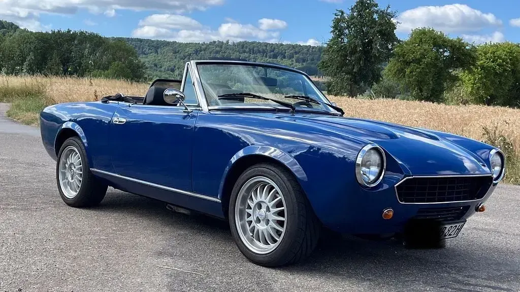 Gebraucht Fiat 124 Spider 110 PS (80 kW) 1979 Blau Cabrio