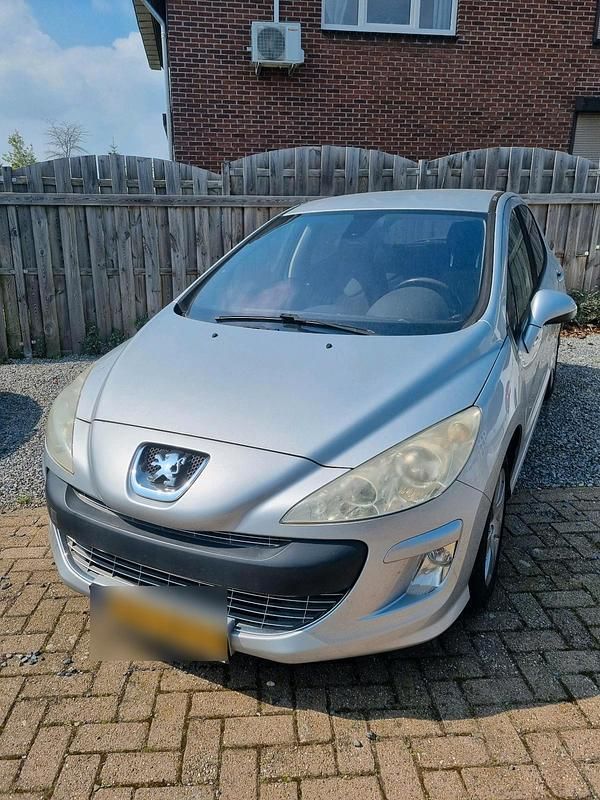 Gebraucht Peugeot 308 150 PS (110 kW) 2007 Silber Kleinwagen