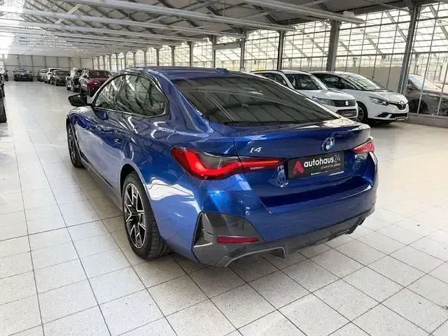 Gebraucht BMW i4 M Sport 250 kW (340 PS) 2023 Blau Limousine