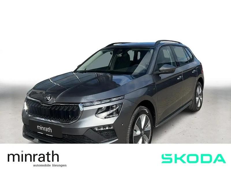 Grau Neu 2025 Skoda Kamiq Tour SUV | 33.979 € (Fairer Preis) - Bild 1/4