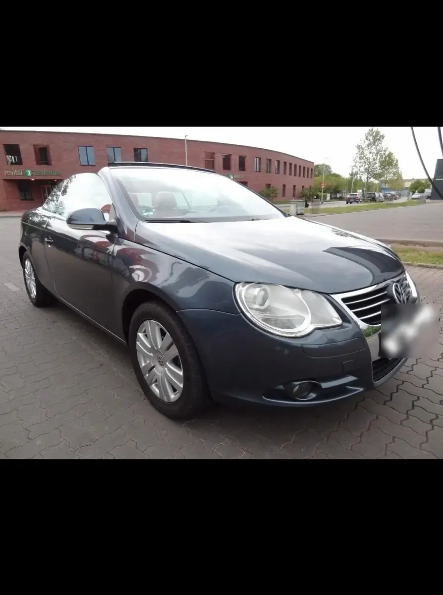 Używany VW Eos 122 KM (89 kW) 2008 Szary Kabriolet