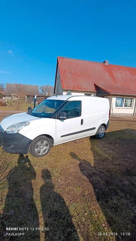 Gebraucht Opel Combo 90 PS (66 kW) 2015 Weiß Van / Kleinbus