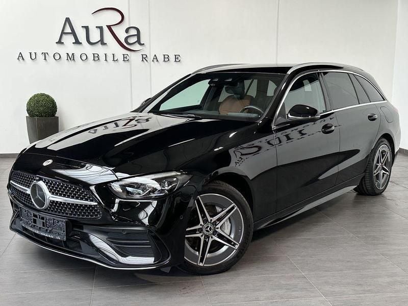 Schwarz Gebraucht 2022 Mercedes C300e AMG line Limousine | 33.749 € (Fairer Preis) - Bild 1/4