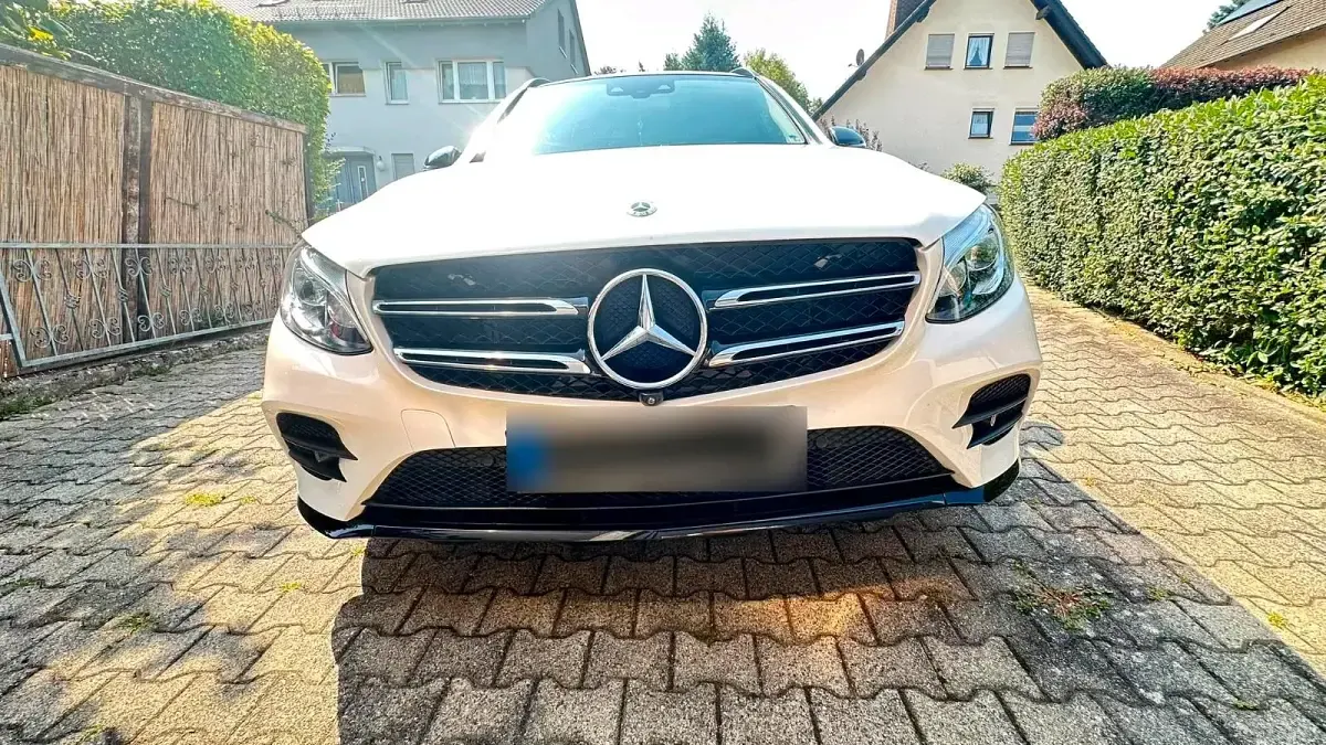 Gebraucht Mercedes GLC350 AMG 258 PS (189 kW) 2018 Weiß SUV