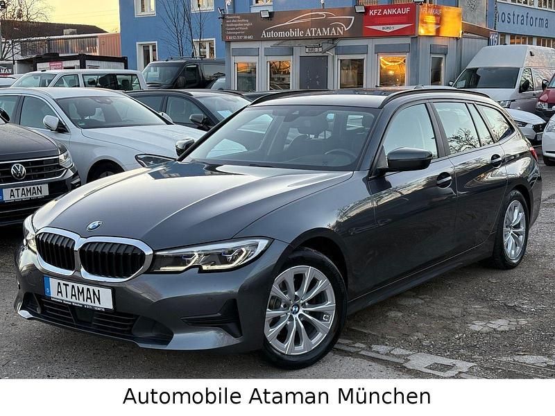 Grau Gebraucht 2021 BMW 320 Advantage Kombi | 19.900 € (Fairer Preis) - Bild 1/4
