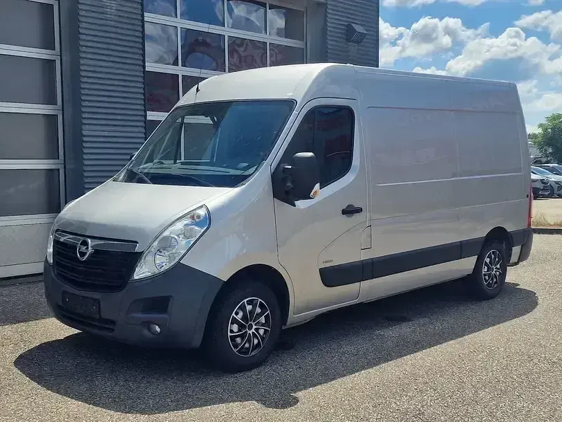 Second-hand Opel Movano 131 CP (96 kW) 2018 Argintiu Van