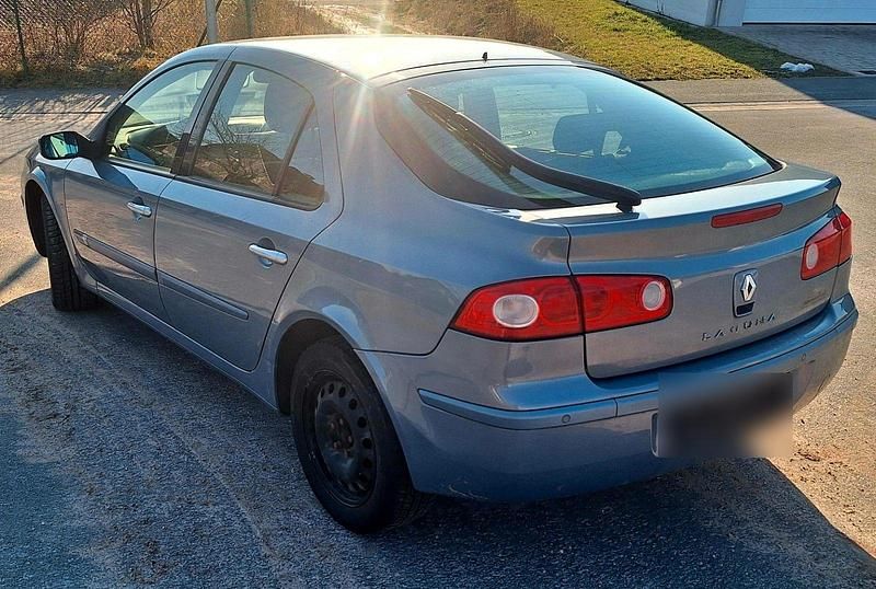 Gebraucht Renault Laguna II Dynamique 135 PS (99 kW) 2005 Blau Limousine