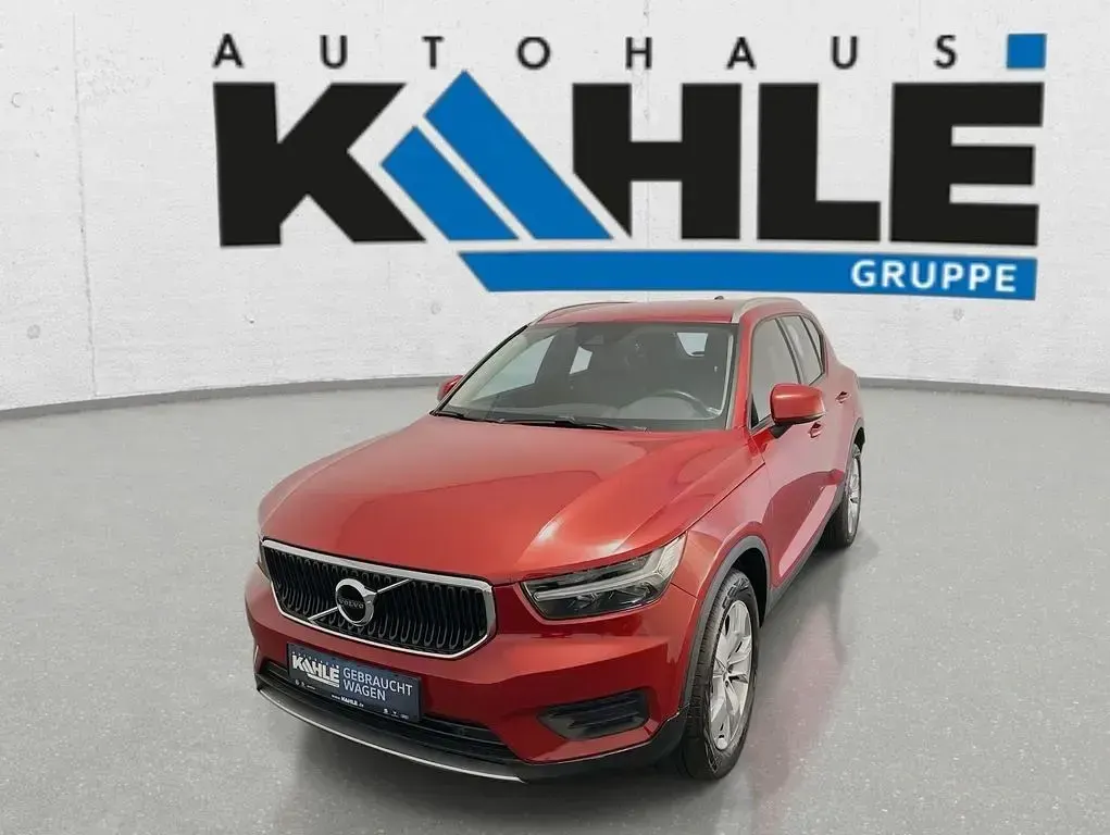 Gebraucht Volvo XC40 Momentum 163 PS (119 kW) 2019 Rot SUV
