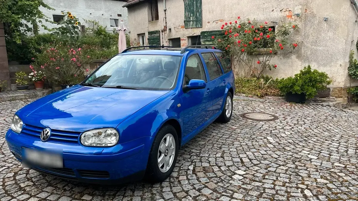 Gebraucht VW Golf IV Pacific 105 PS (77 kW) 2001 Blau Kombi