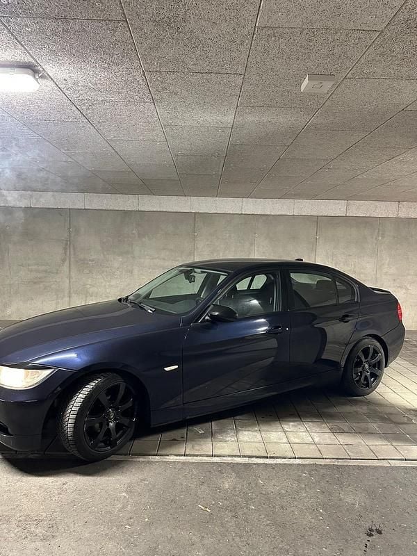 Occasion BMW 320 170 ch (125 kW) 2008 Bleue Berline