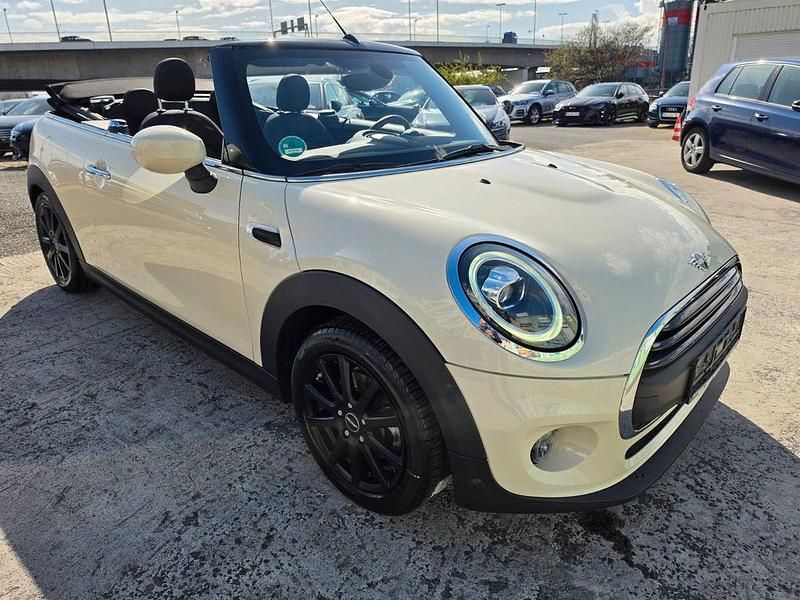 Gebraucht Mini One Cabriolet 102 PS (75 kW) 2019 Weiß Cabrio