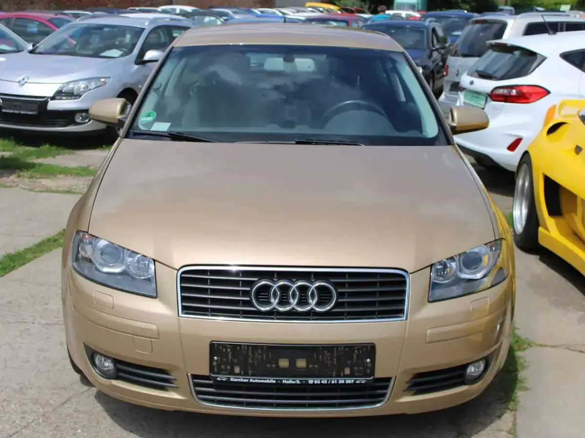 Gebraucht Audi A3 Attraction 102 PS (75 kW) 2005 Mandelbeige metallic Kleinwagen