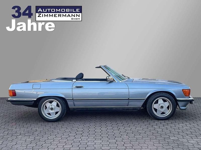 Gebraucht Mercedes 560 231 PS (169 kW) 1985 Blau Cabrio