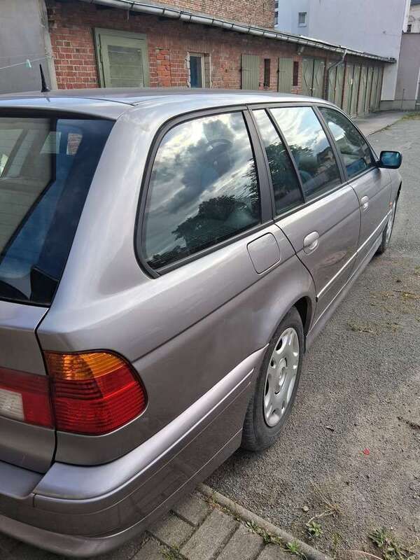 Gebraucht 2001 BMW 520 Kombi | 1.350 € (Superpreis) - Bild 1/4