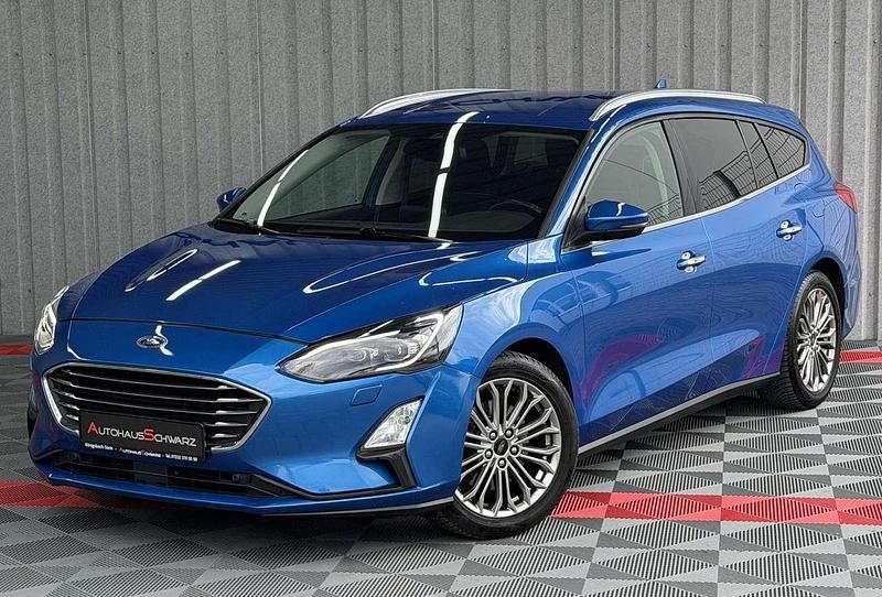 Gebraucht Ford Focus Titanium 125 PS (91 kW) 2018 Dynamicblau metallic Kombi