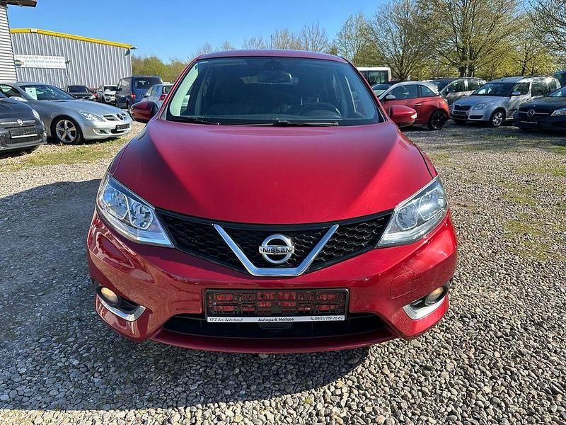 Gebraucht Nissan Pulsar Acenta 116 PS (85 kW) 2018 Rot Kleinwagen