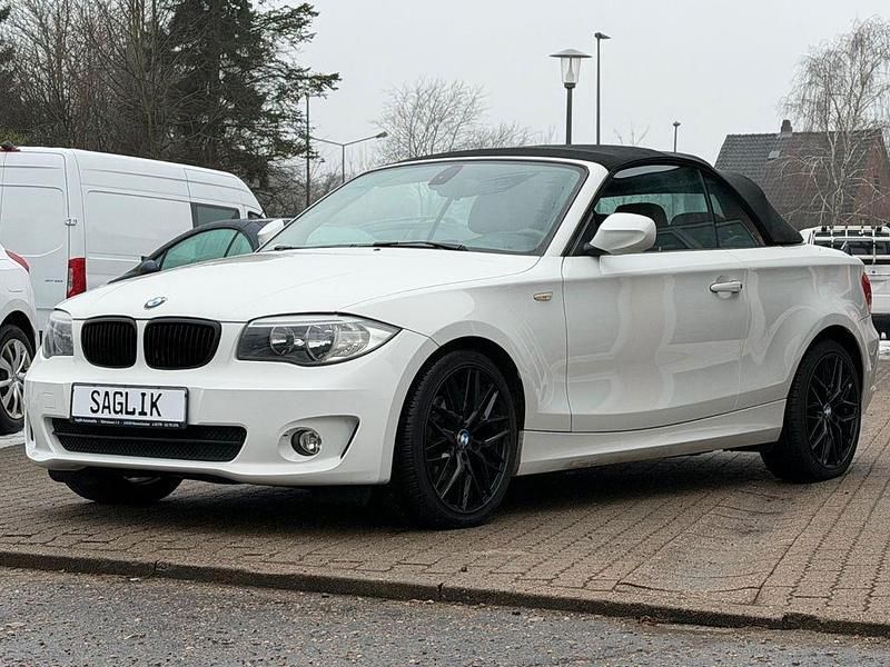 Gebraucht BMW 118 Cabriolet Sport Line 143 PS (105 kW) 2011 Weiß Cabrio