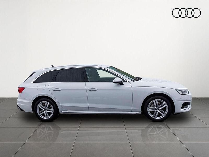 Second-hand Audi A4 Advanced Plus 204 CP (150 kW) 2023 Alb Break