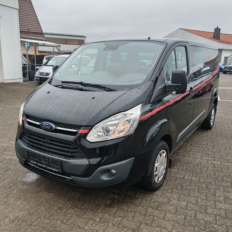 Schwarz Gebraucht 2016 Ford Tourneo Custom Van / Kleinbus | 17.999 € (Fairer Preis) - Bild 1/4