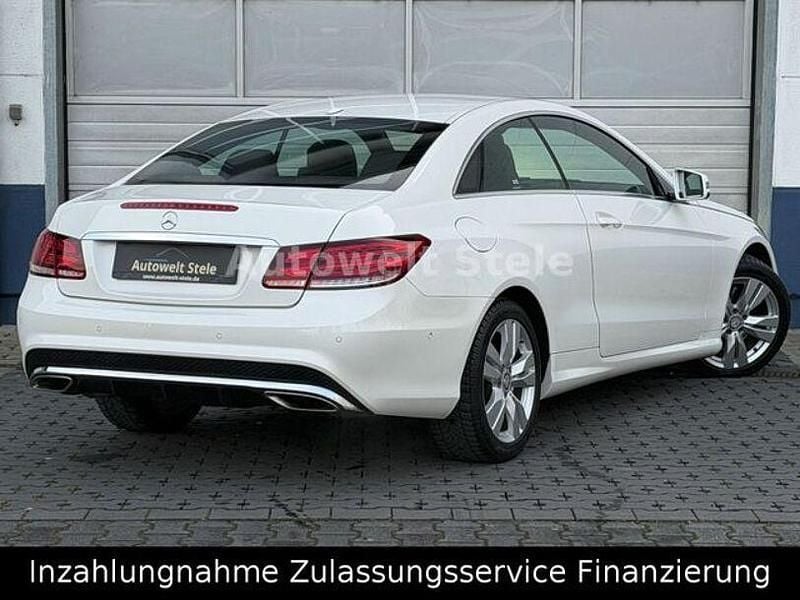 Gebraucht Mercedes E350 AMG line 252 PS (185 kW) 2013 Weiß Coupé