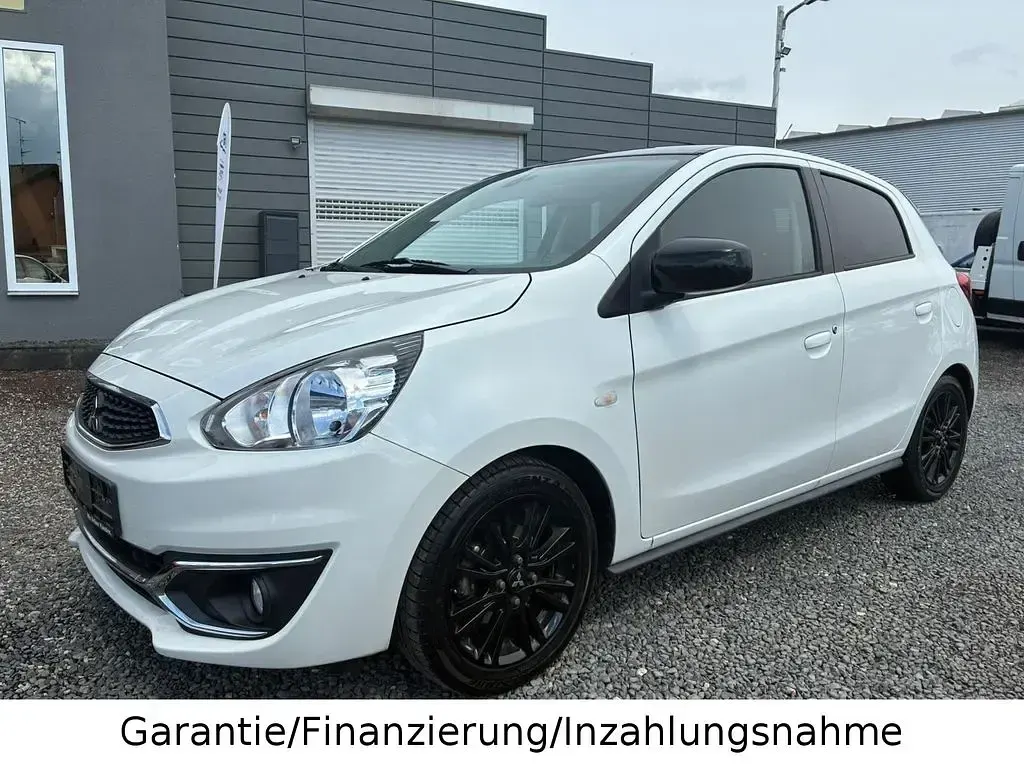 Gebraucht Mitsubishi Space Star Diamant Edition 80 PS (58 kW) 2019 Schwarz Kleinwagen