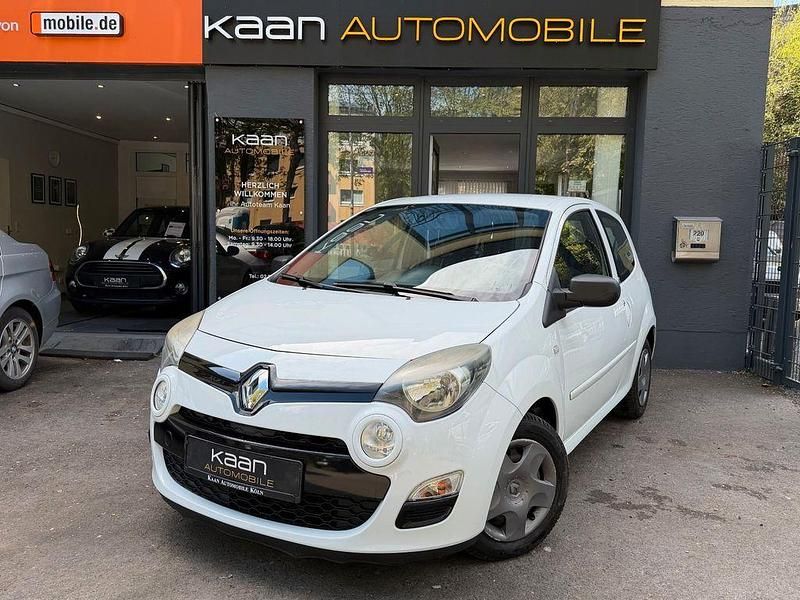 Second-hand Renault Twingo Expression 75 CP (55 kW) 2012 Alb Hatchback